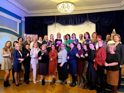 И.Г. Дрозденко вручен почетный знак "Посол культуры" Союза женщин России